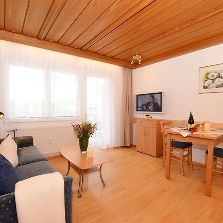 Familienhotel Kleinwalsertal Riezlern Esterno foto