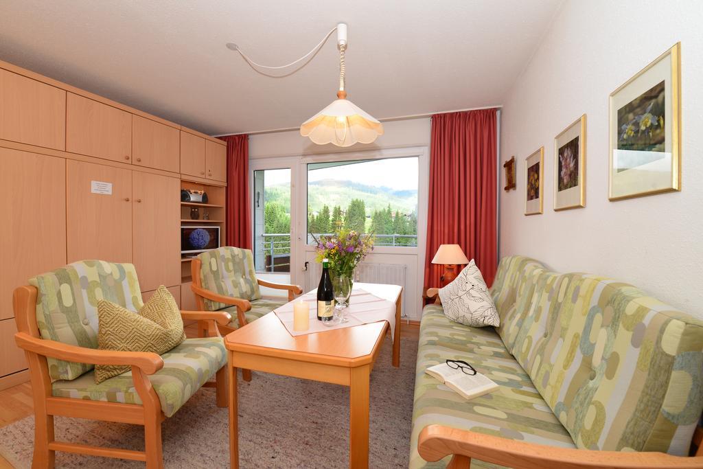 Familienhotel Kleinwalsertal Riezlern Camera foto
